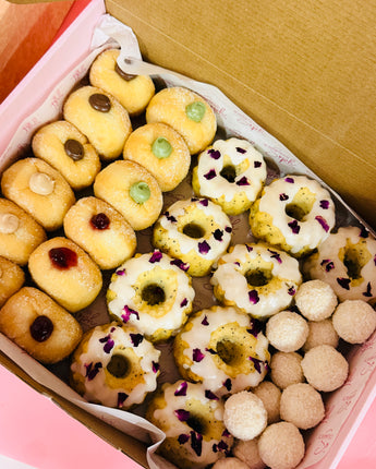 Summer Medium Treat Box