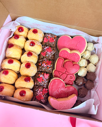 Valentine’s Small Treat Box