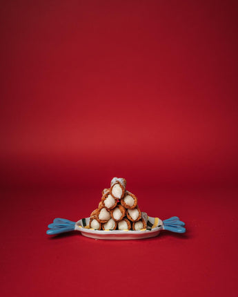 Mini Cannoli with Ricotta Filling