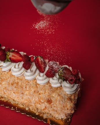 Scrumptious Special Swiss Roll - Crema Pasticcera & Strawberries & Flaky Puff Pastry