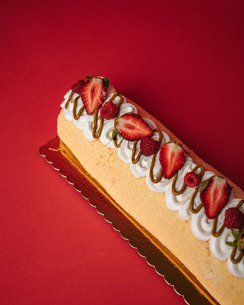Strawberry & Pistachio Swiss Roll